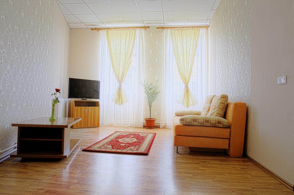 Casa Preturii Hotell Tîrgu Lăpuş Rum bild
