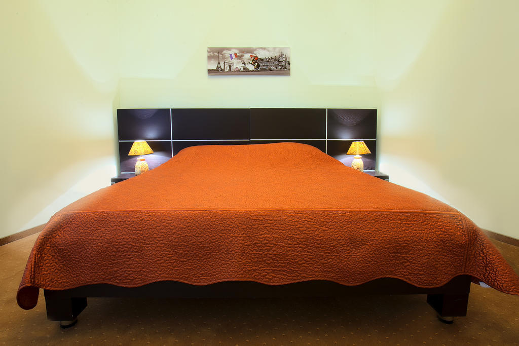 Casa Preturii Hotell Tîrgu Lăpuş Rum bild